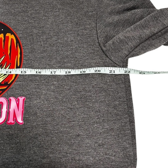 NEON MOON - SIZE LARGE - GRAY - LONG SLEEVES AND BRIGHT GRAPHIC ON FRONT B21 - Picture 4 of 8